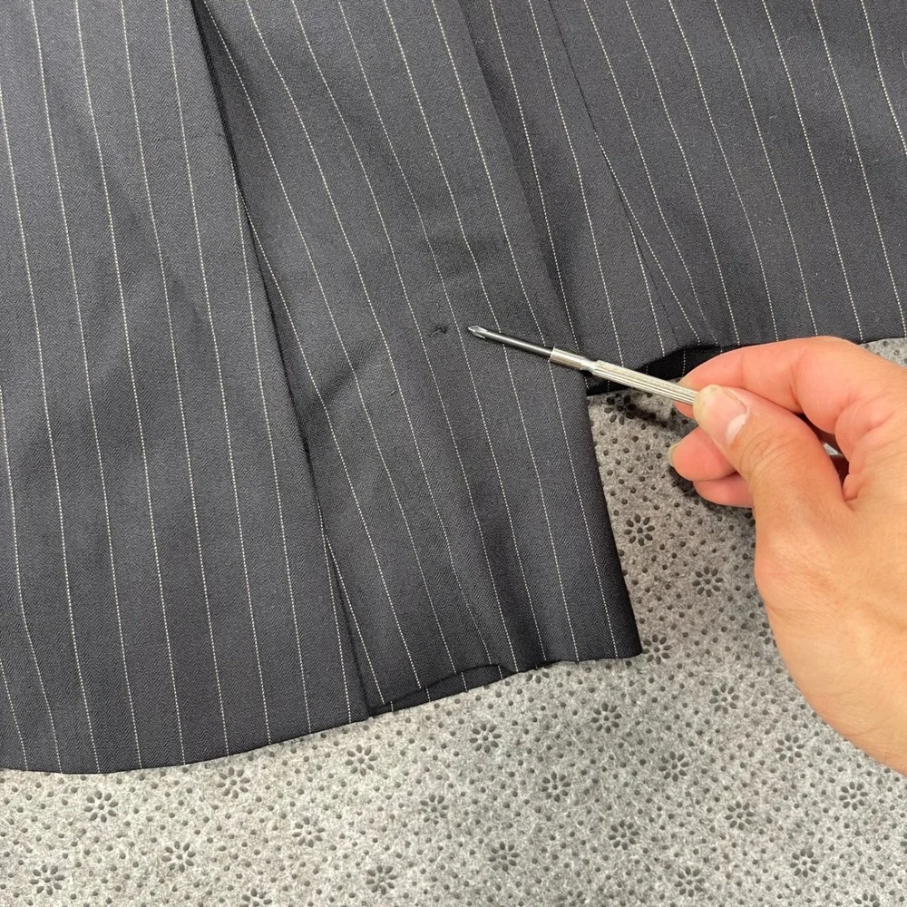 Vintage USA Burberry Bond Street Navy Pinstripe Super 100s Wool Blazers Coat 42R